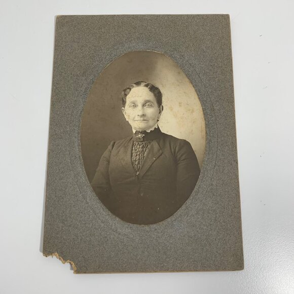 Antique Cabinet Card Photograph Collection Of 9 Women Age 30s-70s Portraits - Picture 7 of 16